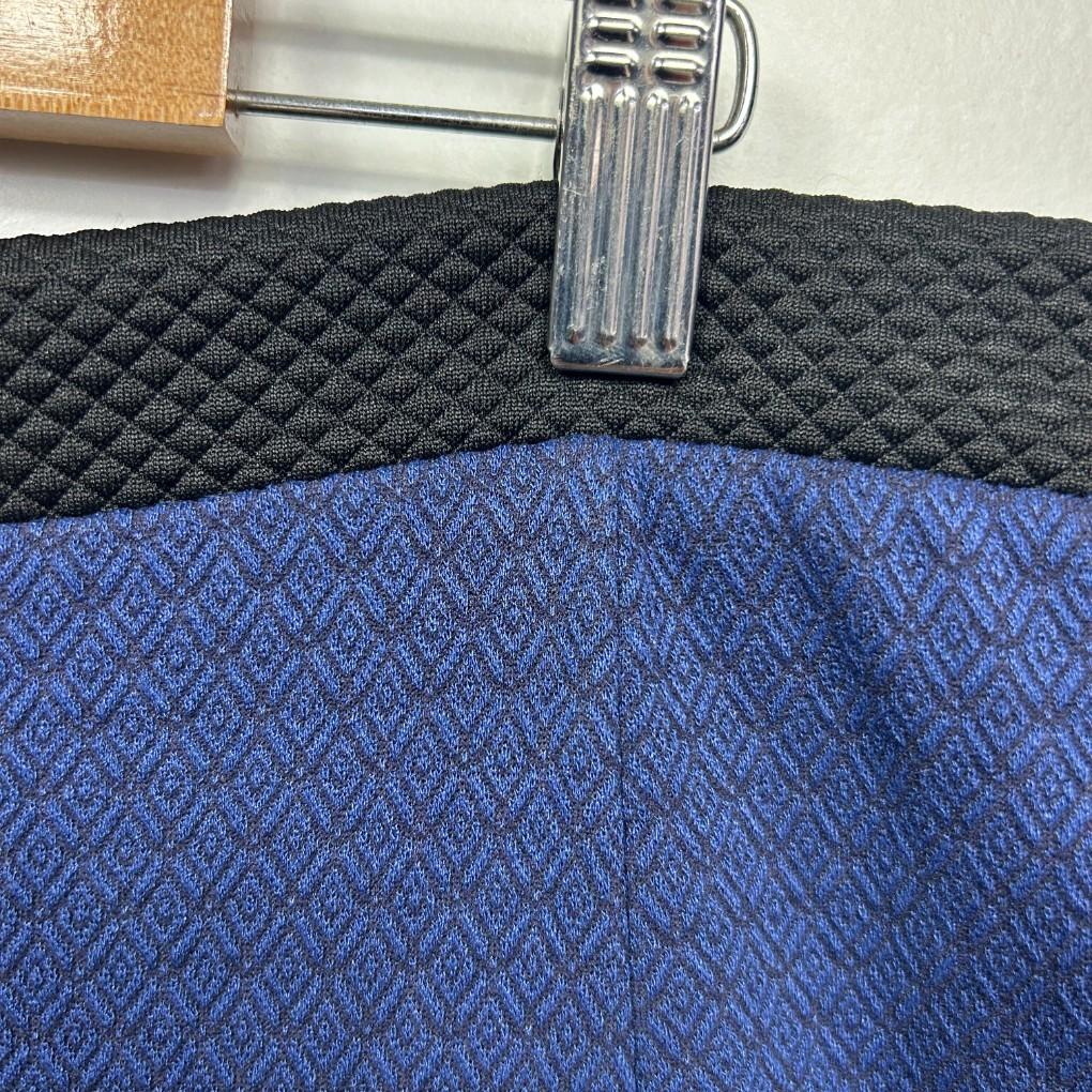 Liz Jordan Navy Skirt - Size 18