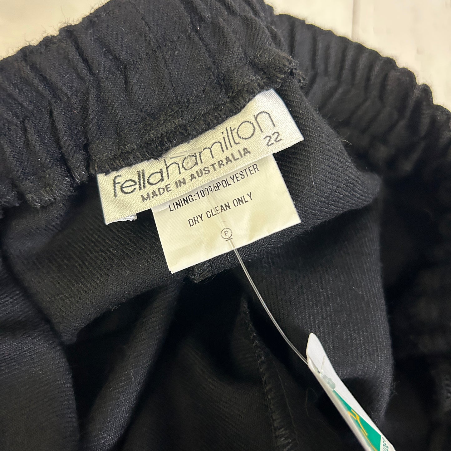 Fella Hamilton Wool Pants Size 22 Black Pockets Made in Australia New