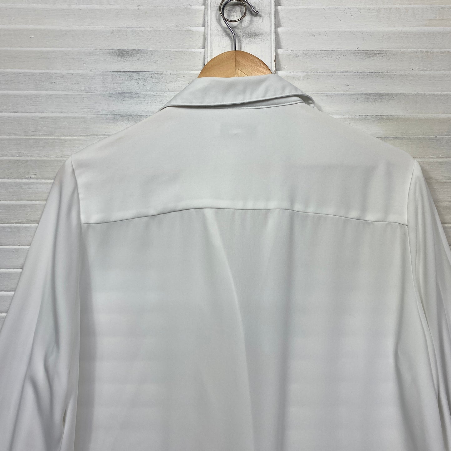 Preview Top Size 16 White Button Up long Sleeve Collared