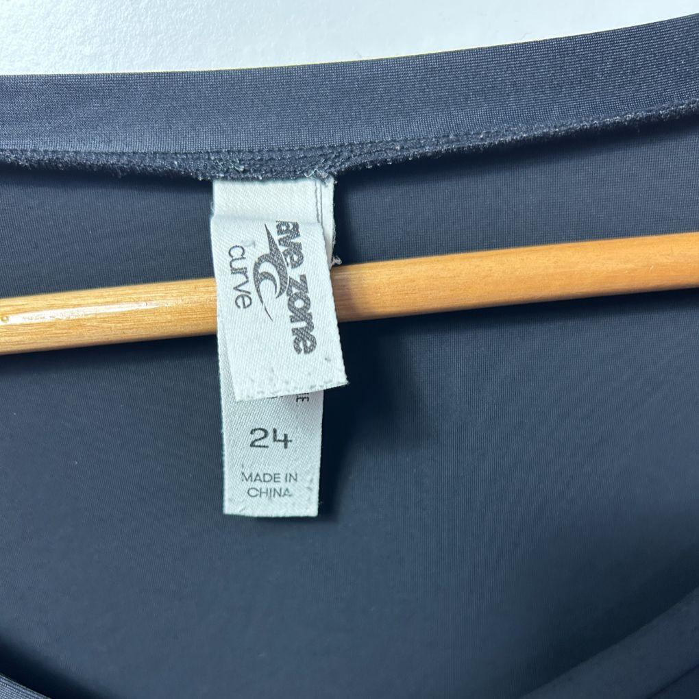 Wavezone Swim Top - Size 24
