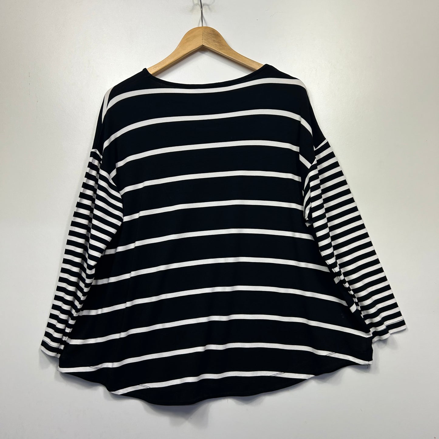 Virtuelle Black and White Striped Bamboo Top - Size 14