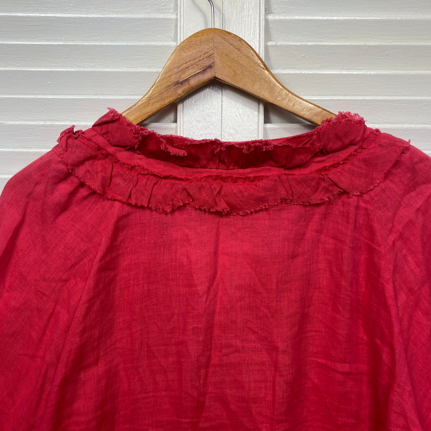 Sussan Linen Top Size 14 Red Long Sleeve Ruffle Trim