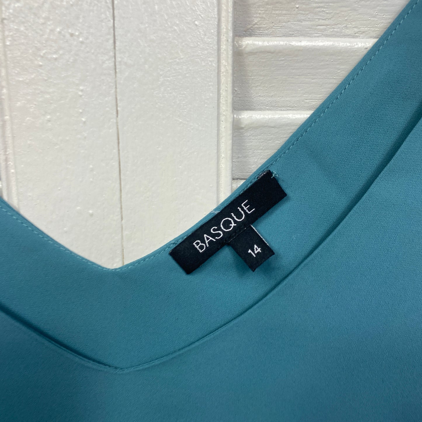 Basque Top Size 14 Sleeveless Teal V Neck