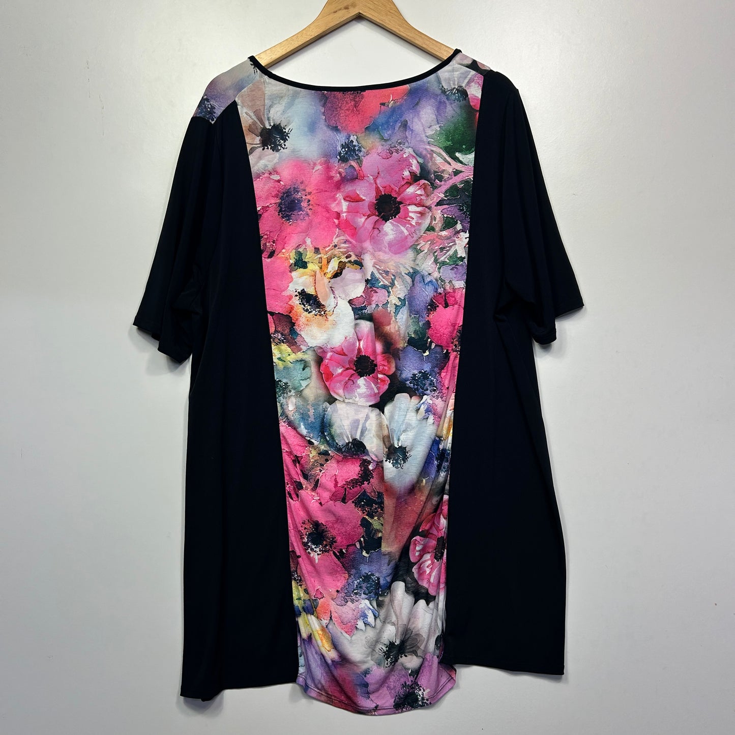 Taking Shape Black Multicoloured Floral Print Top - Size 18/M