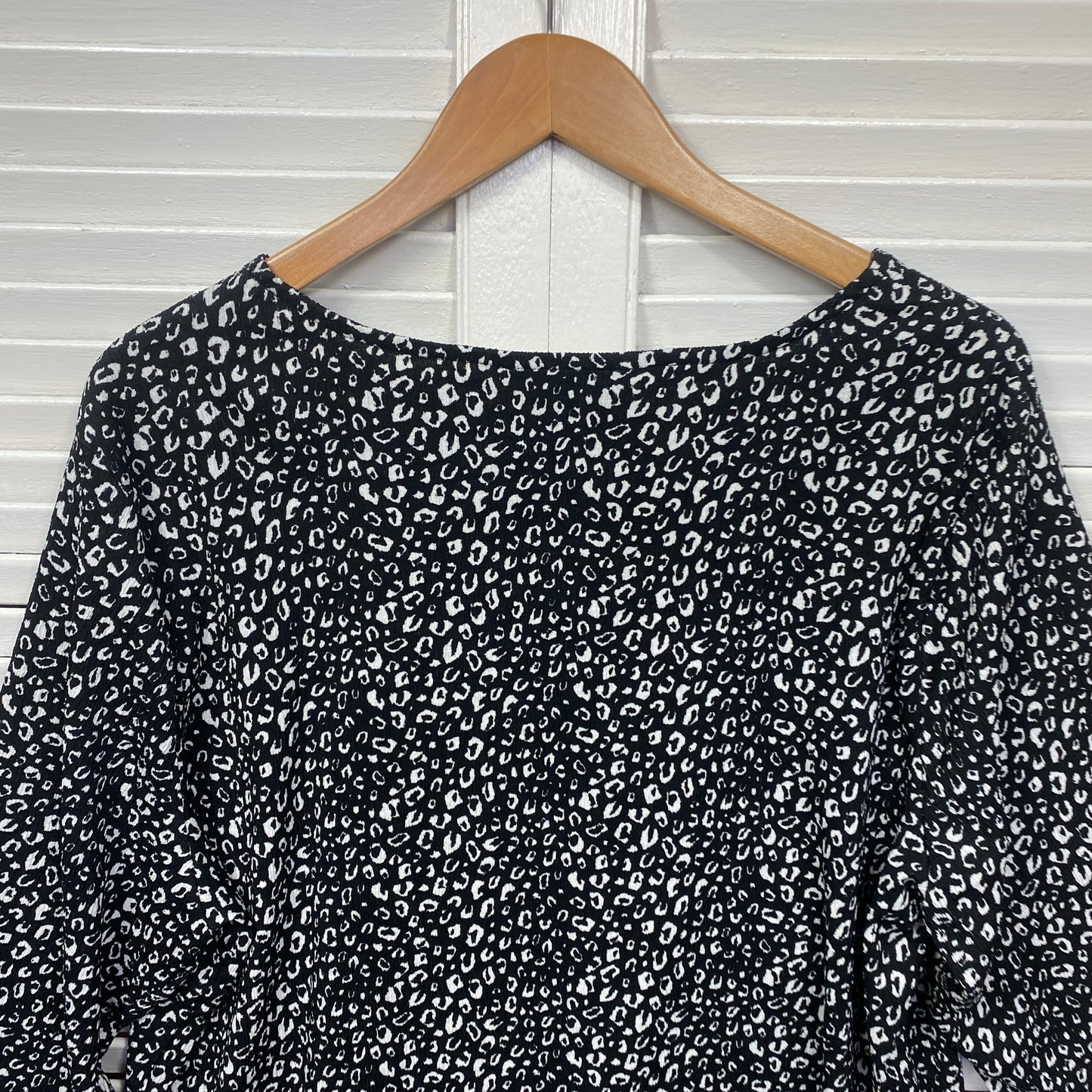 Suzanne Grae Top Size 18 3XL Black White Long Sleeve