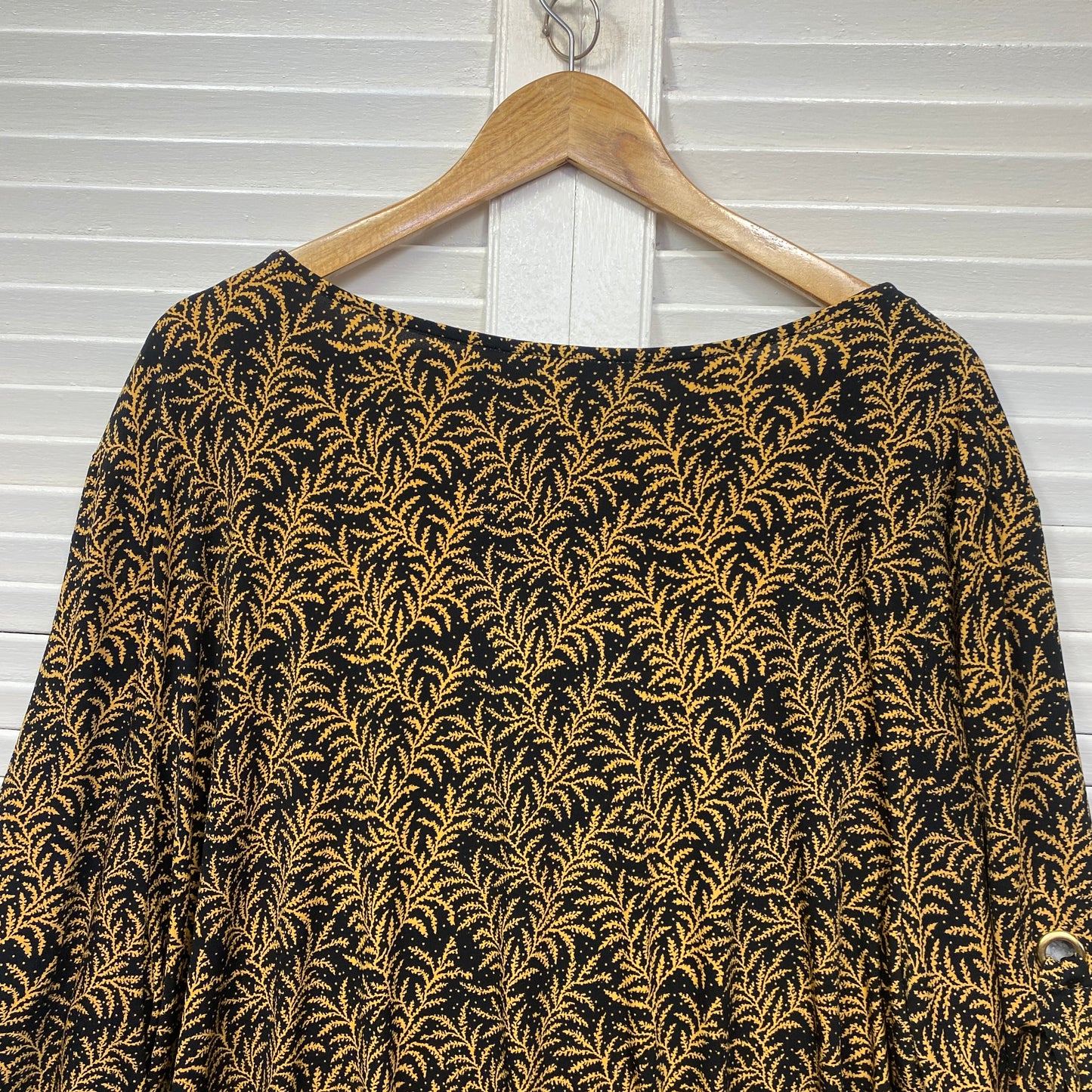 Khoko Plus Top Size 26 Black Mustard Long Sleeve