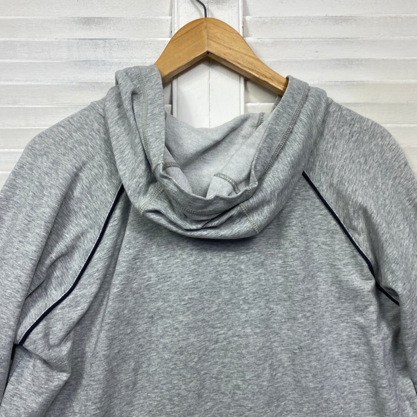 Country Road Jumper Size XL Grey Long Sleeve Hooded Pockets