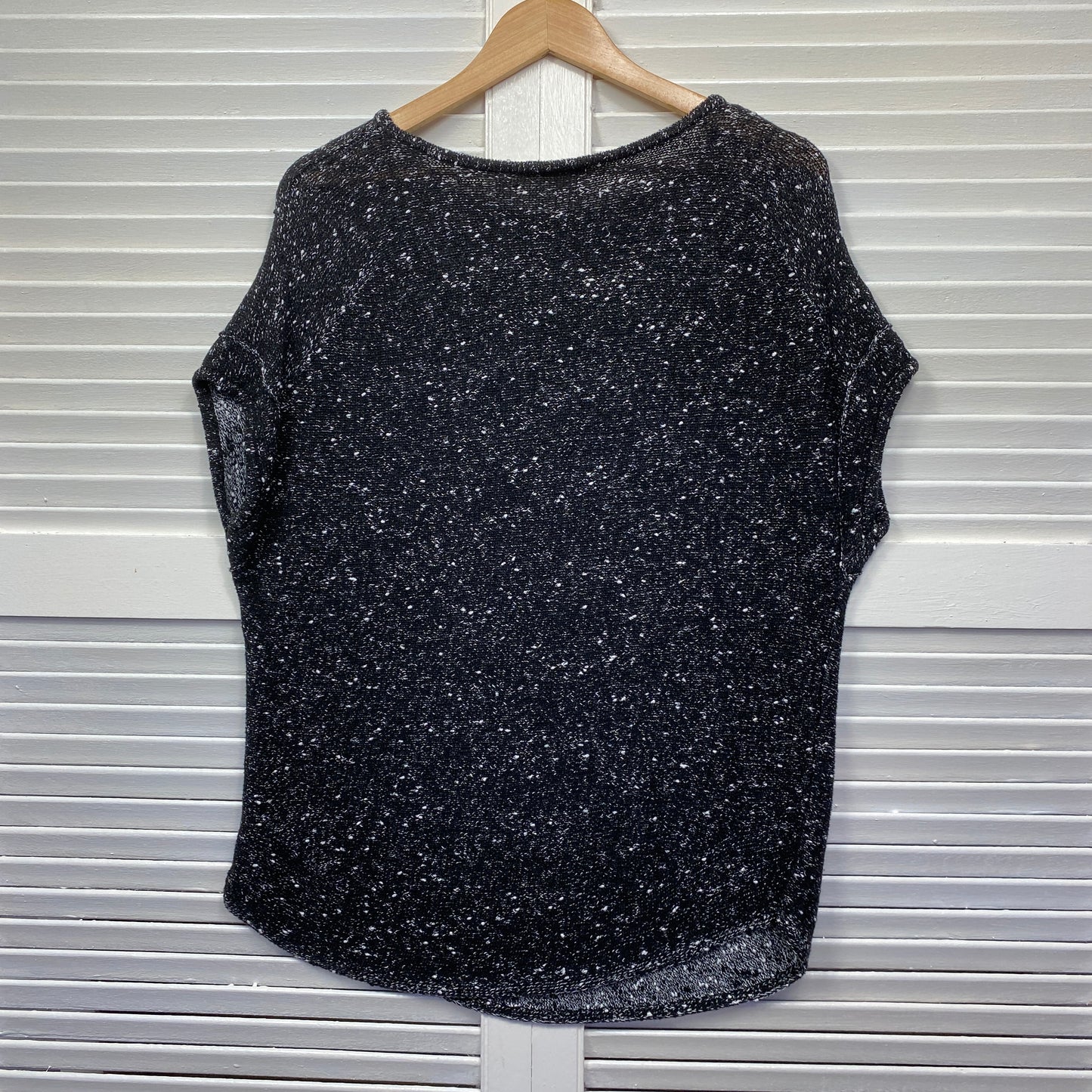 W Lane Top Size 14 Large Black Textured