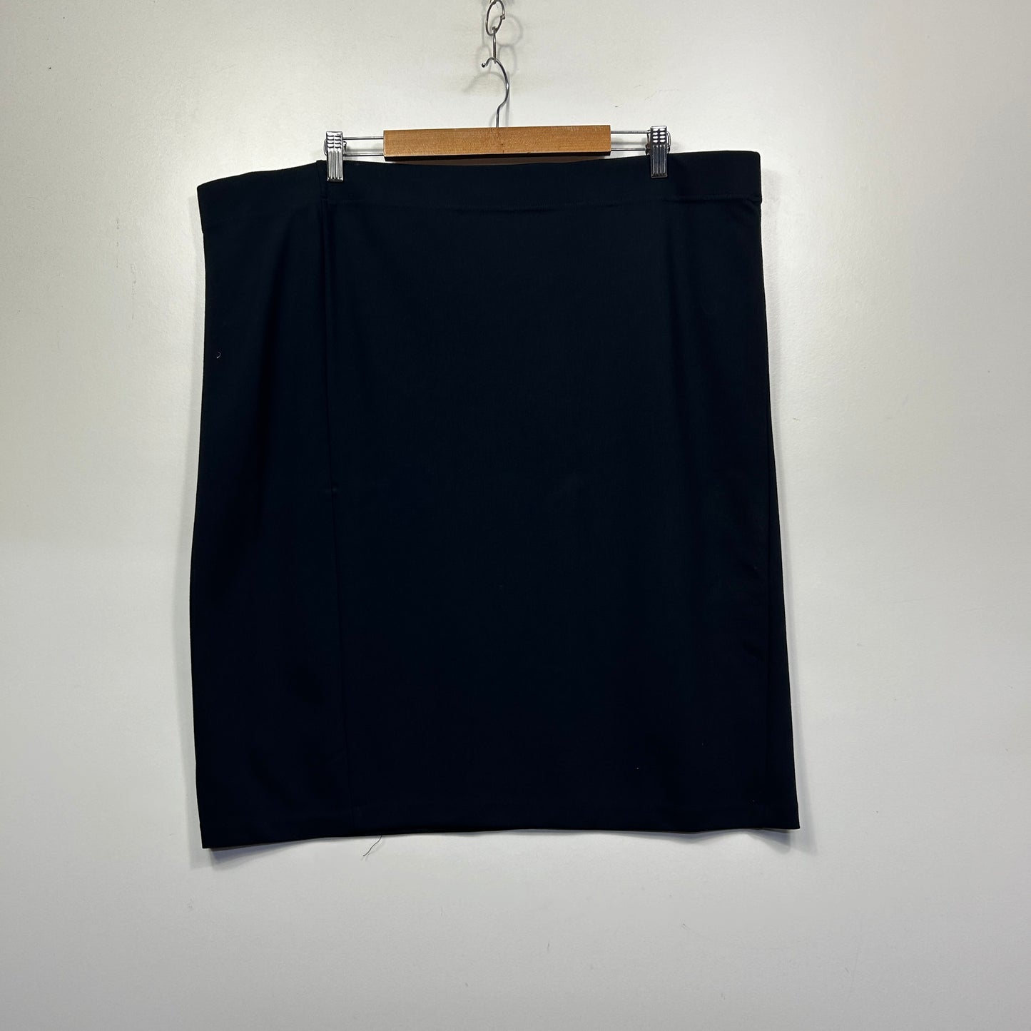 Belle Curve Black Skirt - Size 22
