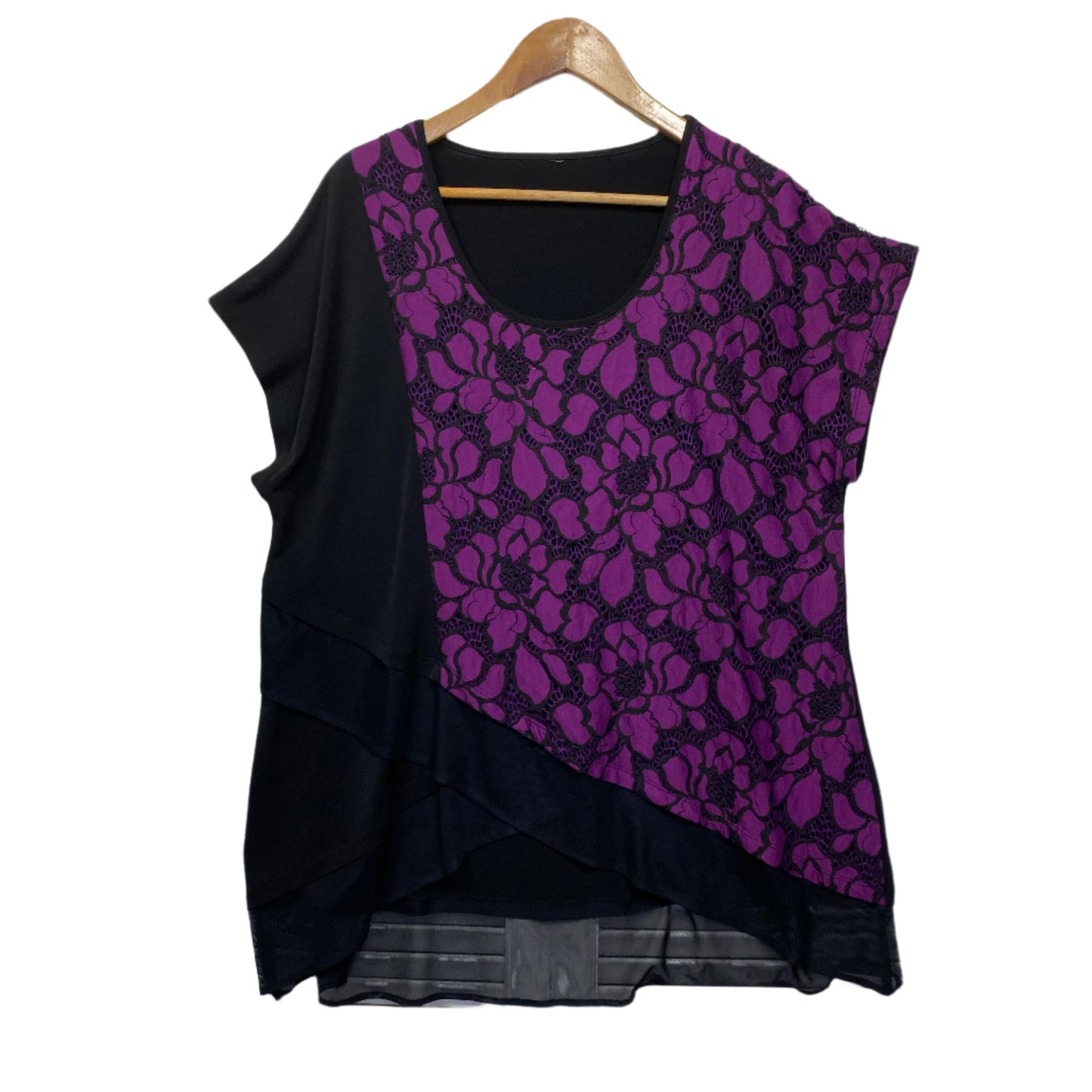 Taking Shape Top Size 16 18 Purple Black Embroidered