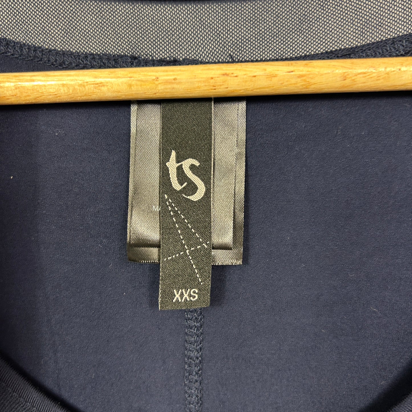 Taking Shape Navy Asymmetric Tunic Top - Size 12/14/XXS