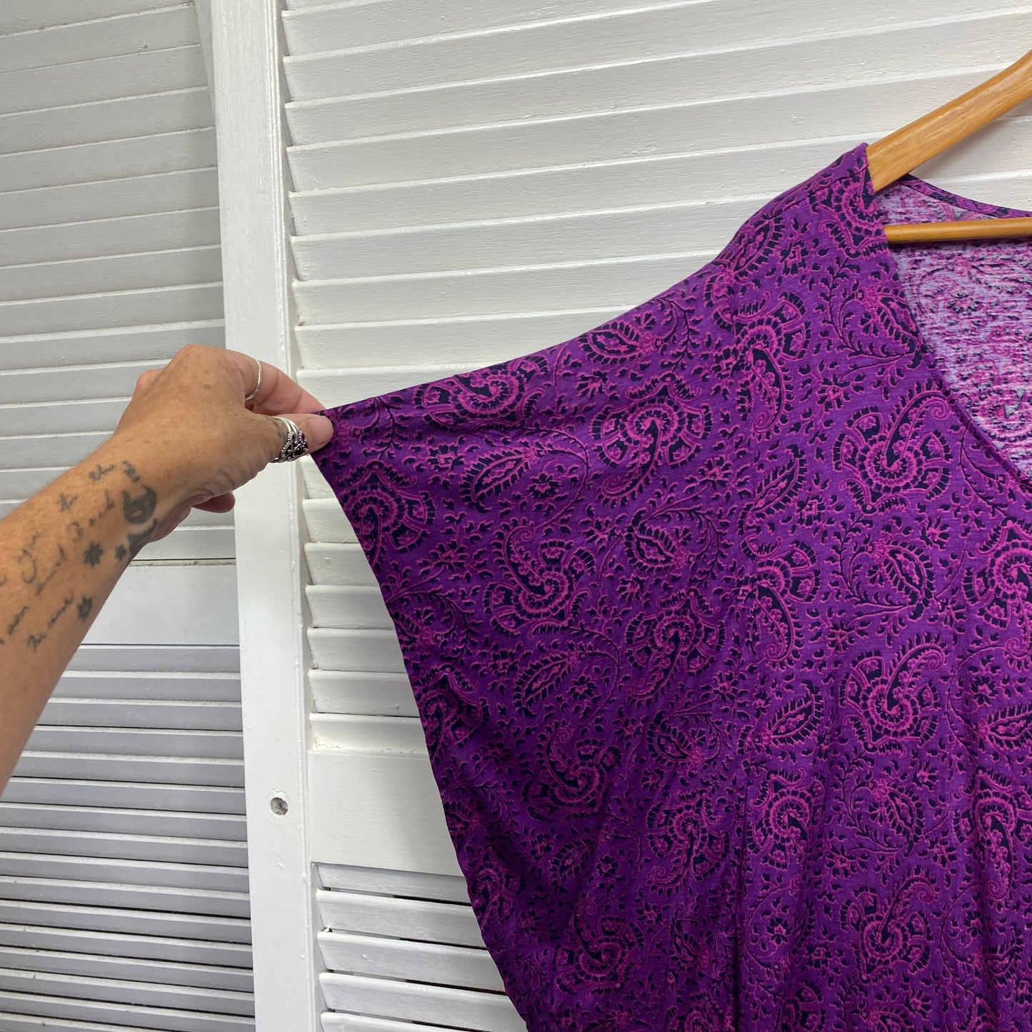 Moda Top Size 26 Plus Short Sleeve Purple Paisley New