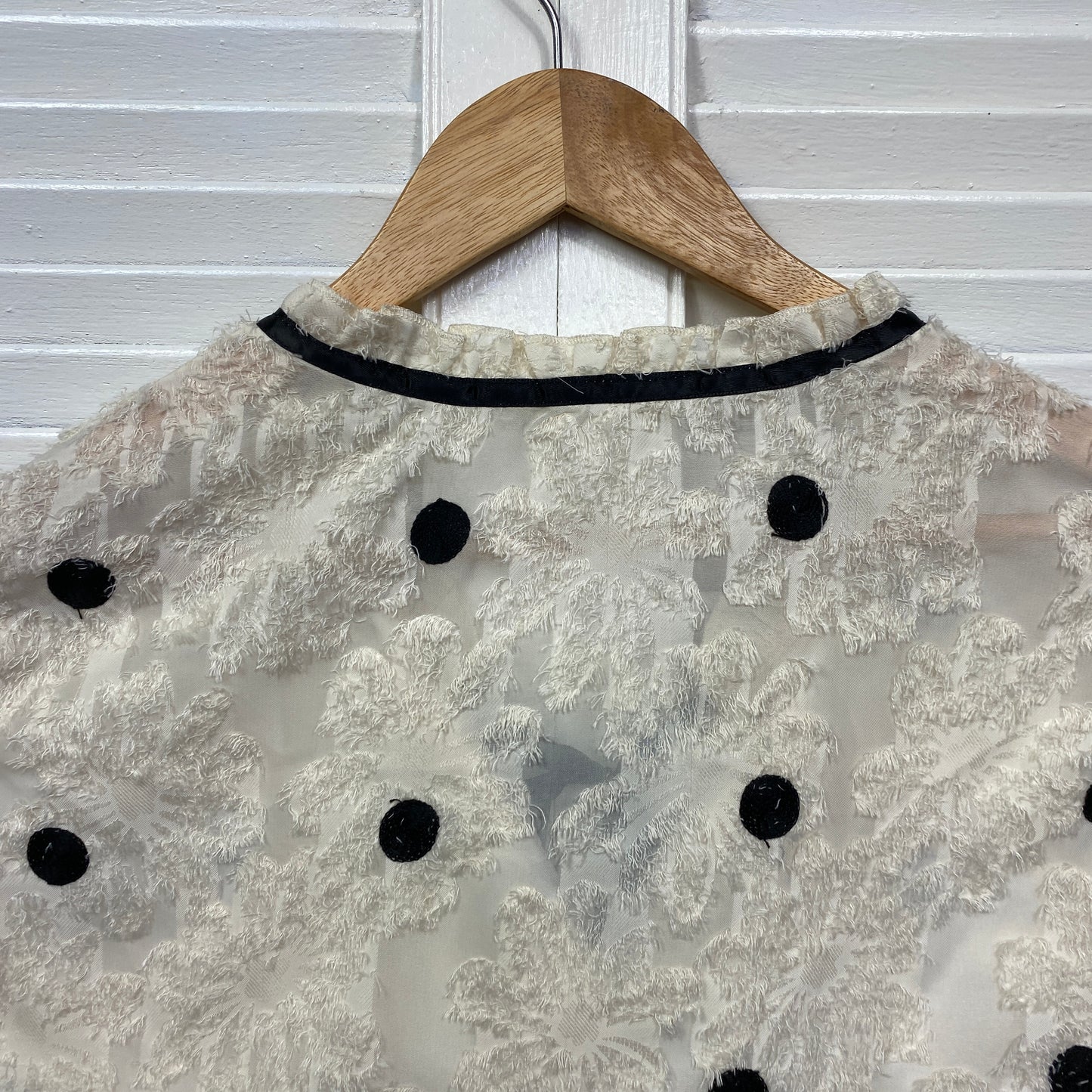 Lace Overlay Top Size 22? 24? Ruffle Trim Polka Dots