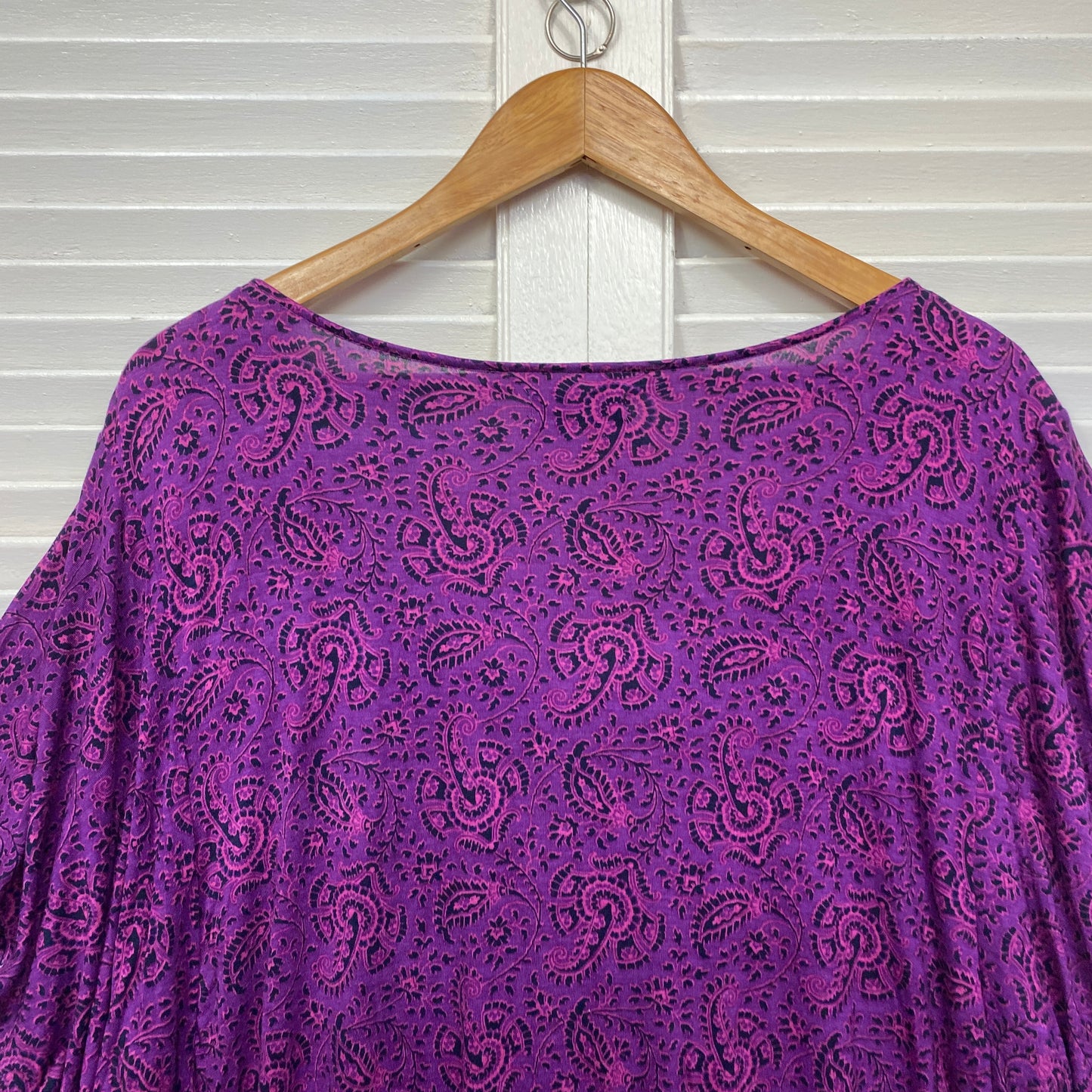 Moda Top Size 26 Plus Short Sleeve Purple Paisley New