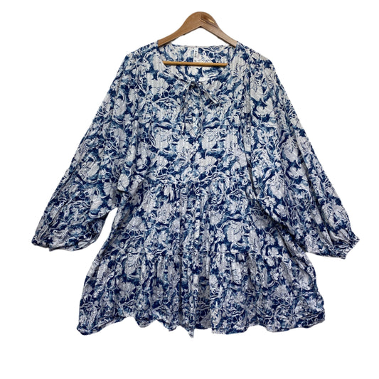 & Me Dress Size 14 Long Sleeve Blue White Floral Short Length