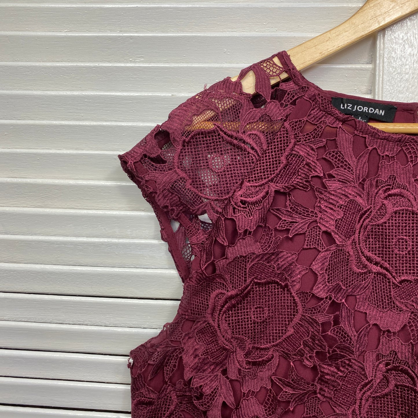 Liz Jordan Top Size 14 Large Maroon Lace Overlay Cocktail