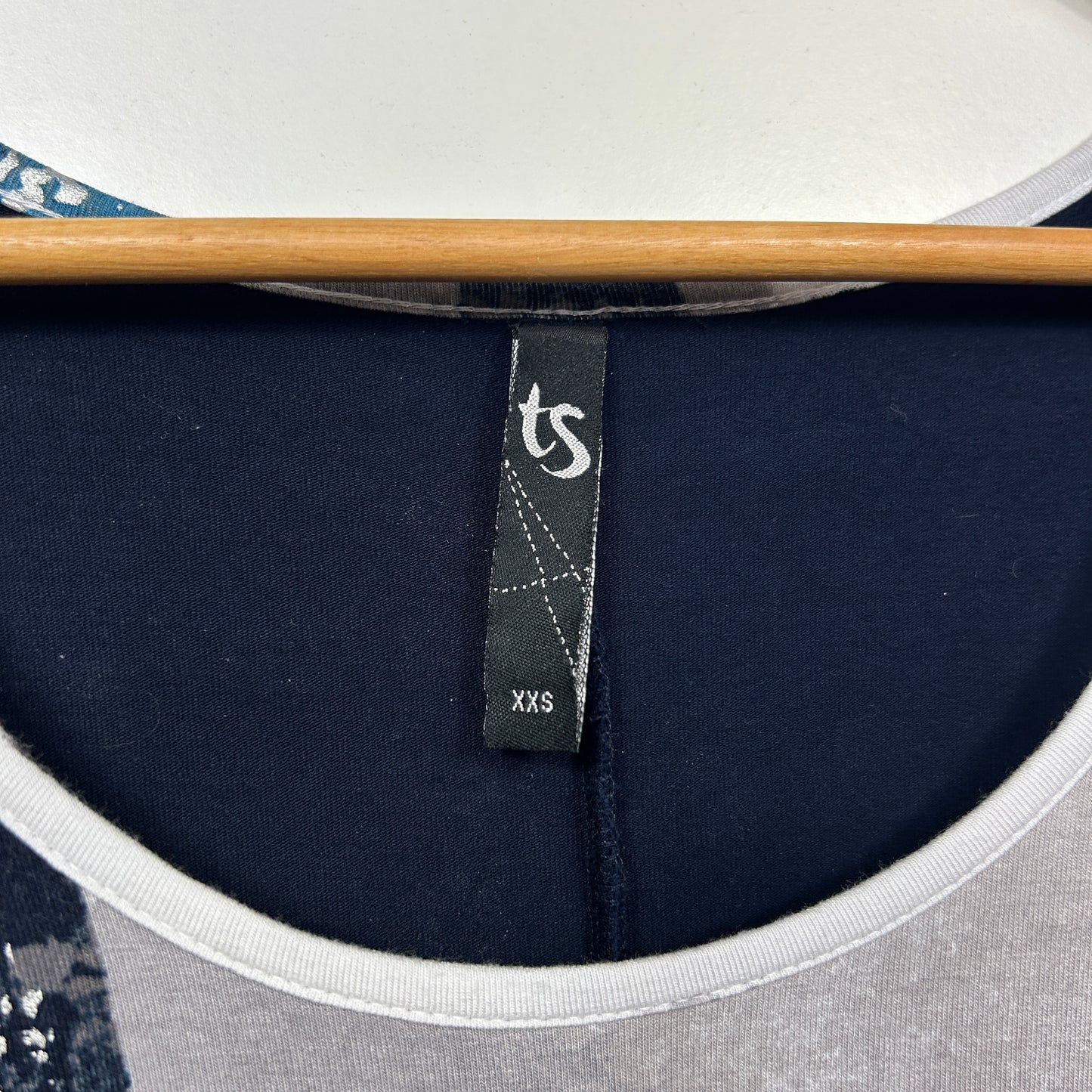 Taking Shape Navy and Grey Abstract Print Tunic - Size 12/14/XXS