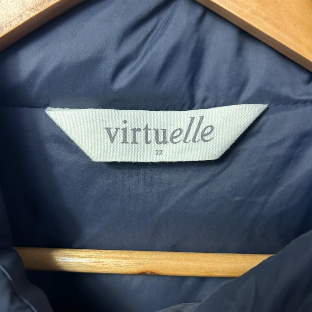 Virtuelle Navy Puffer Vest - Size 22