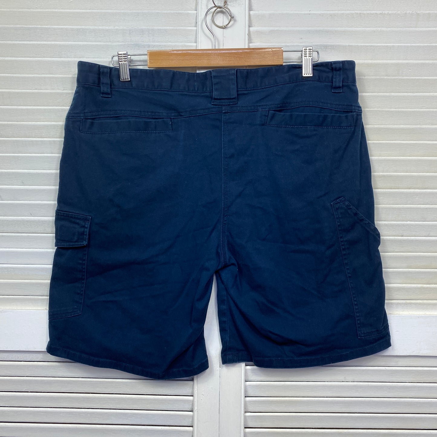 Lowes Workwear Shorts Size 16 Plus Blue Cargo Pockets Cotton Pockets