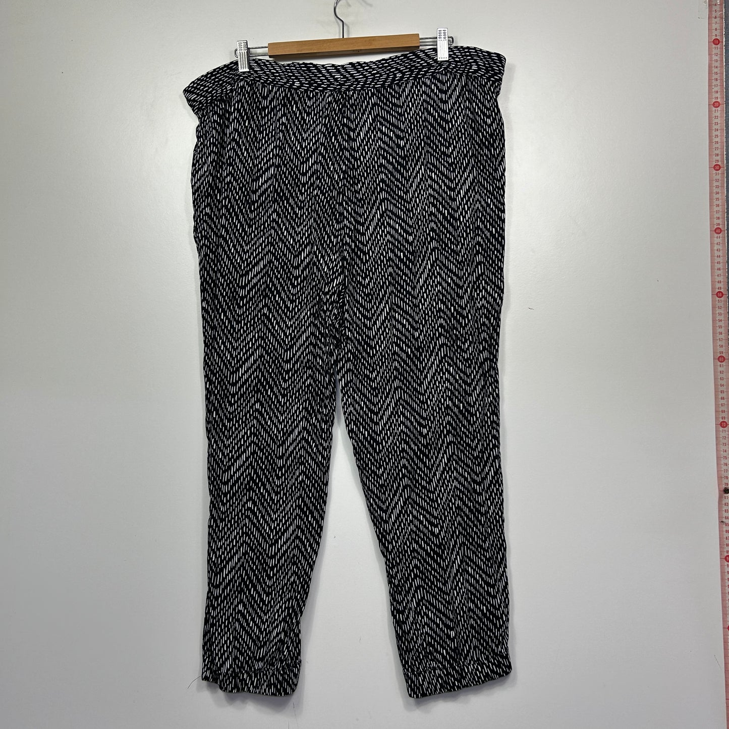 Target Black and White Geometric Print Pants - Size 18