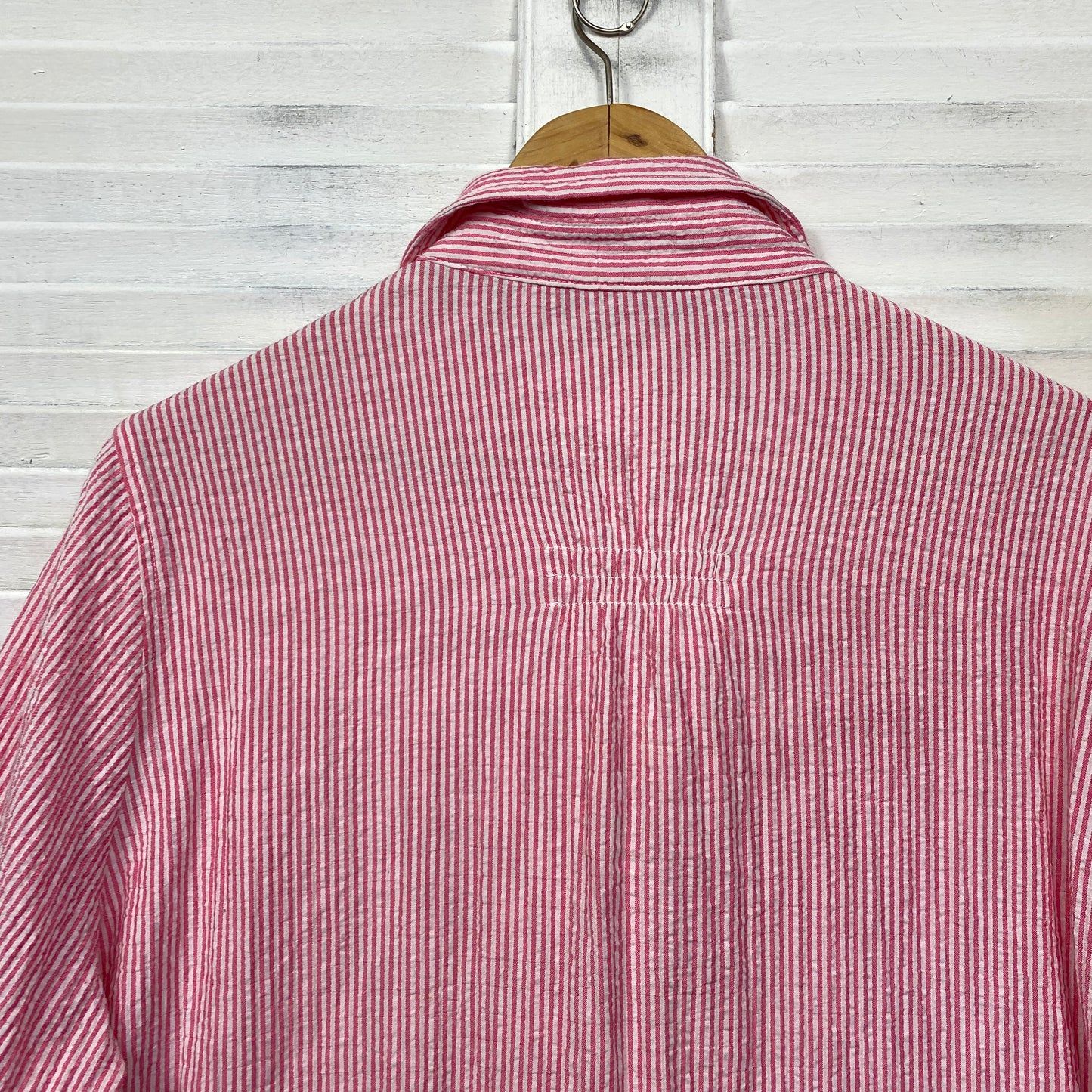 Gordon Smith Top Size 18 Button Up Red White Striped