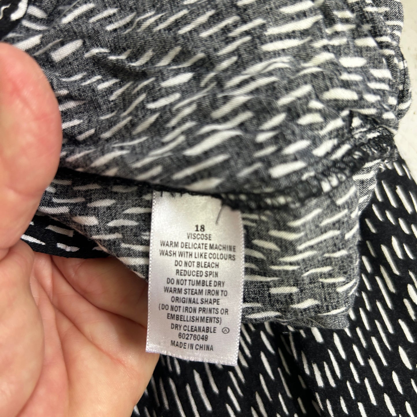 Target Black and White Geometric Print Pants - Size 18