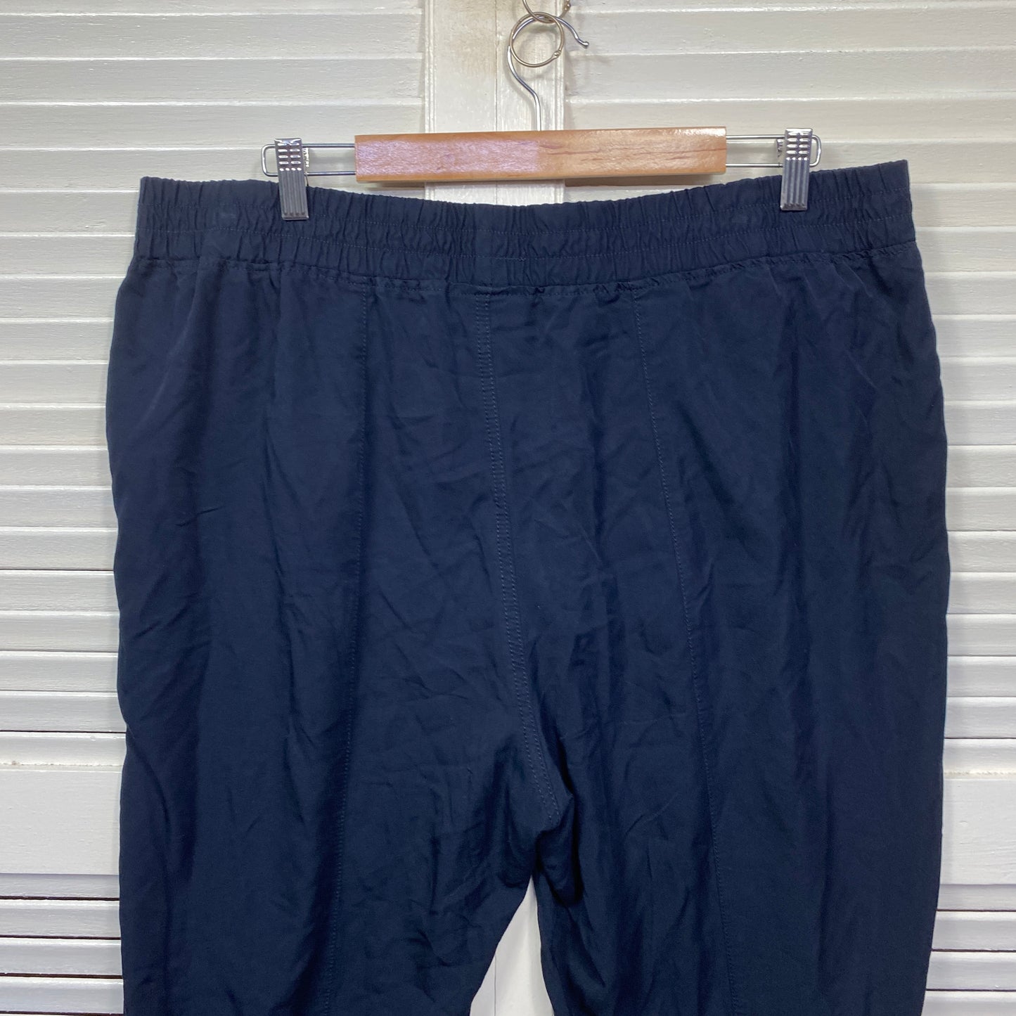 Autograph Pant Size 18 Blue Navy pockets Cropped Ankle Length Viscose