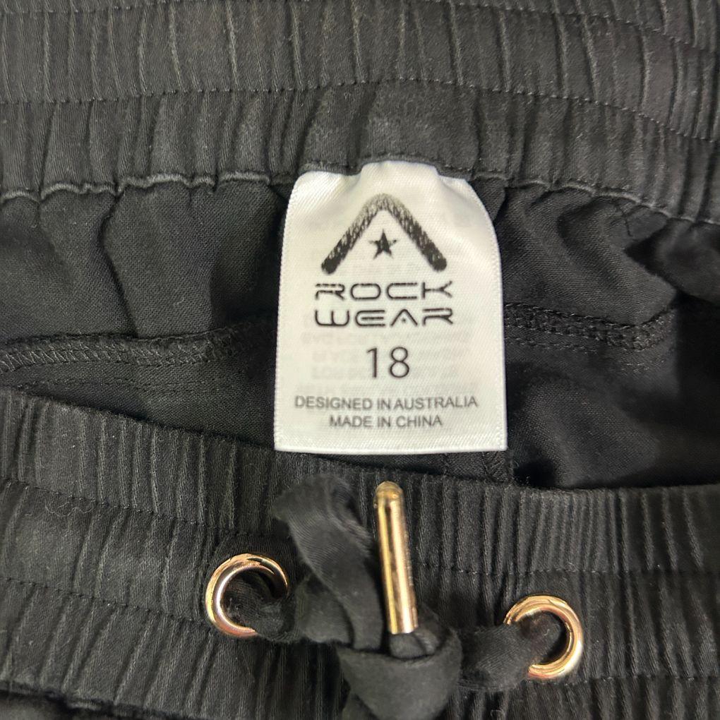 Rockwear Black Cotton Cropped Pants - Size 18
