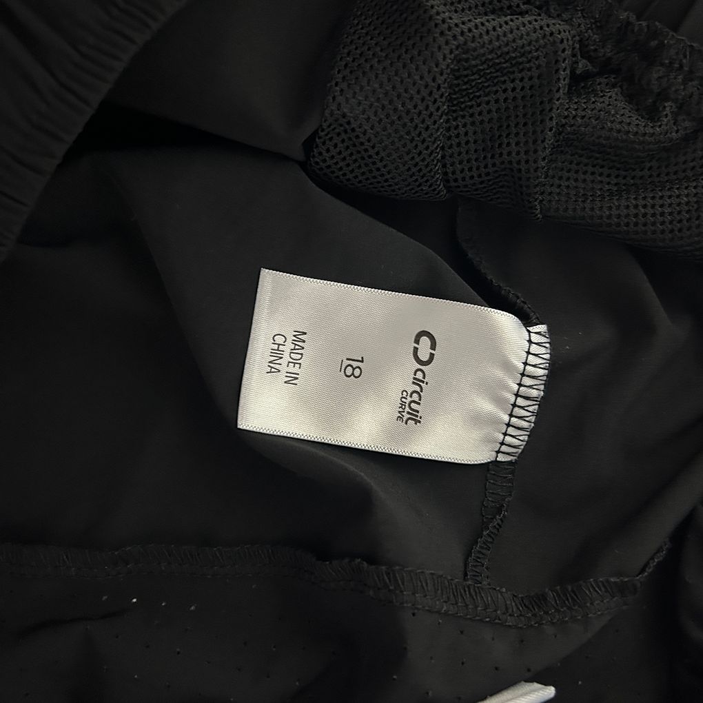 Circuit Black Activewear Jogger Pants - Size 18