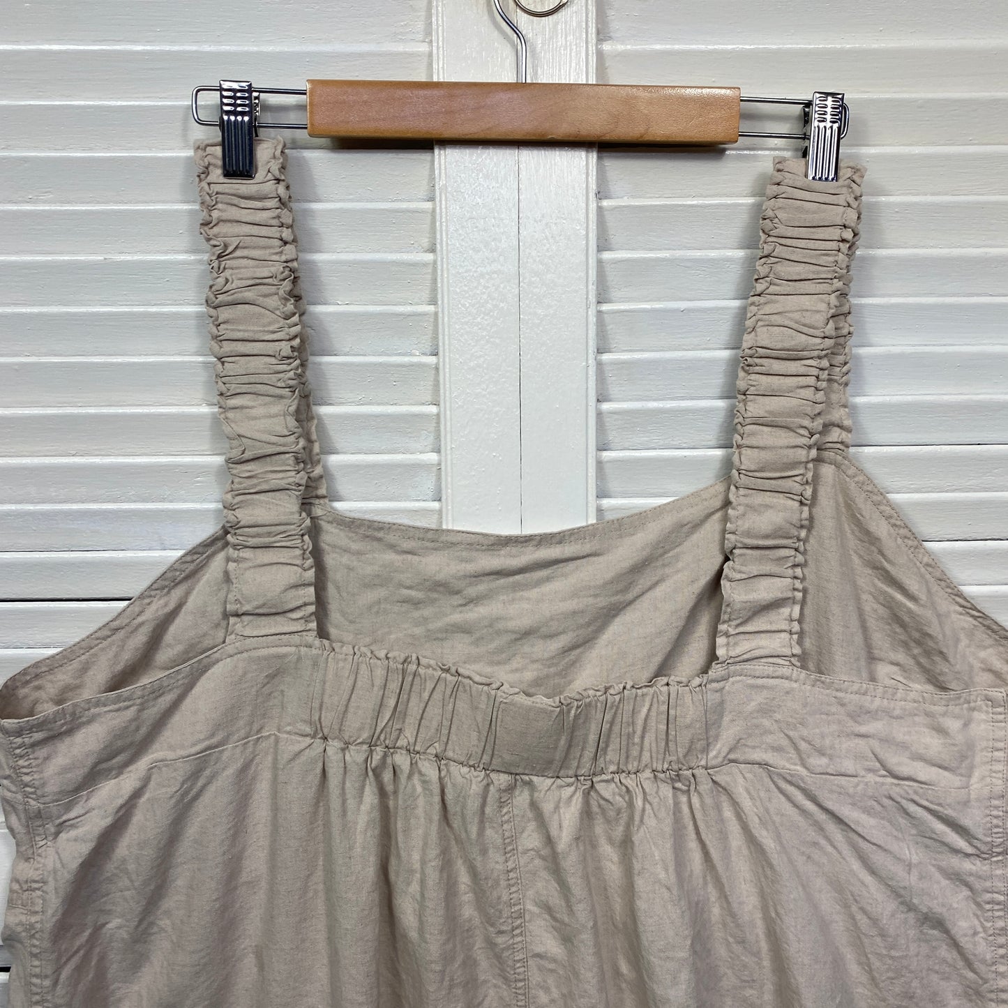 Edited Top Size 24 Cropped Beige Sleeveless Tank Linen Blend