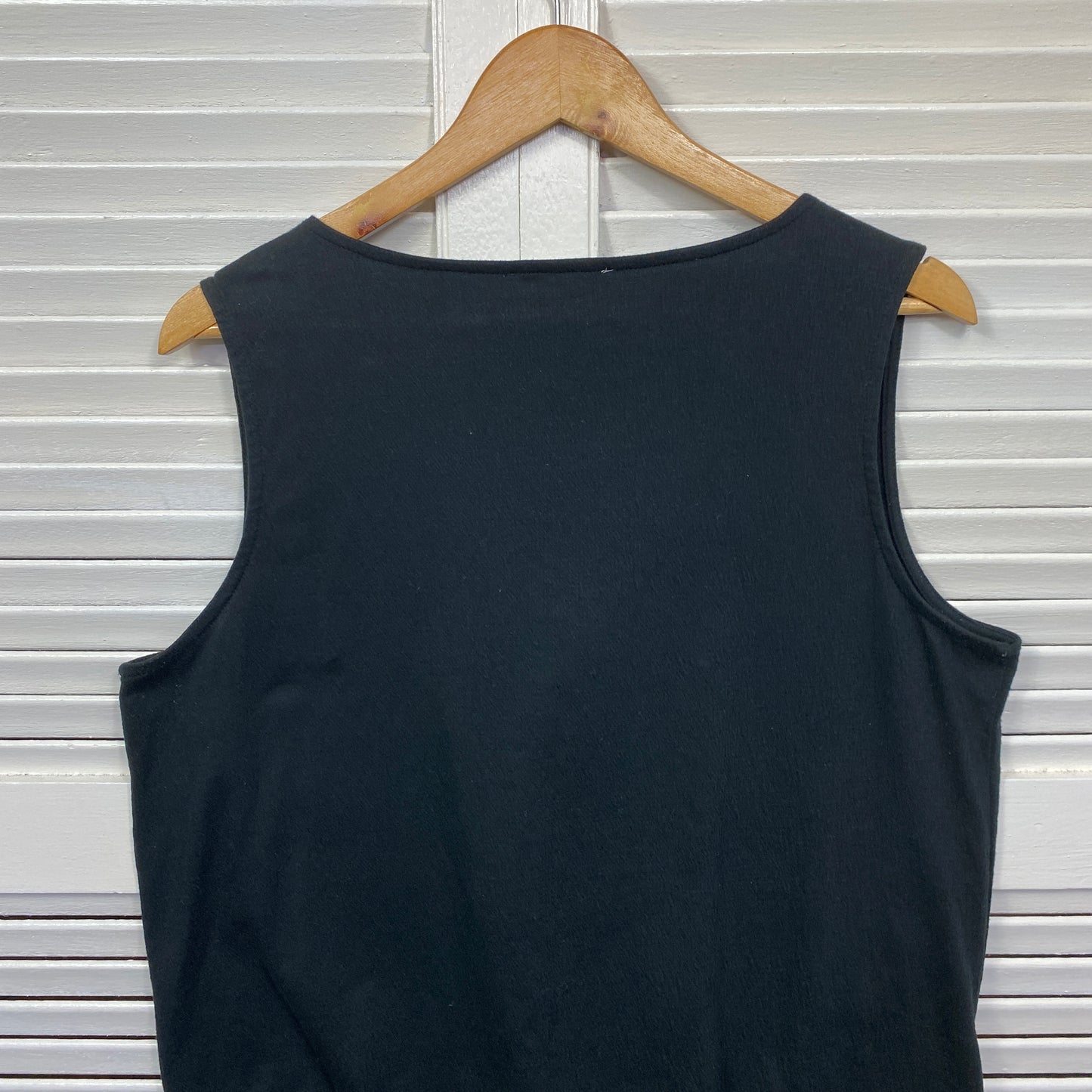 Betty Basics Top Sie 16 Black Sleeveless Front Tie Cotton Blend