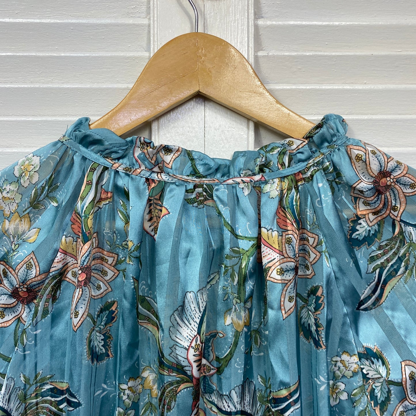 Katies Top Size 20 Blue Teal Floral Long Sleeve Sheer