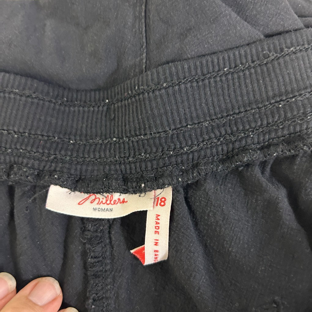 Millers Black Cropped Pants - Size 18