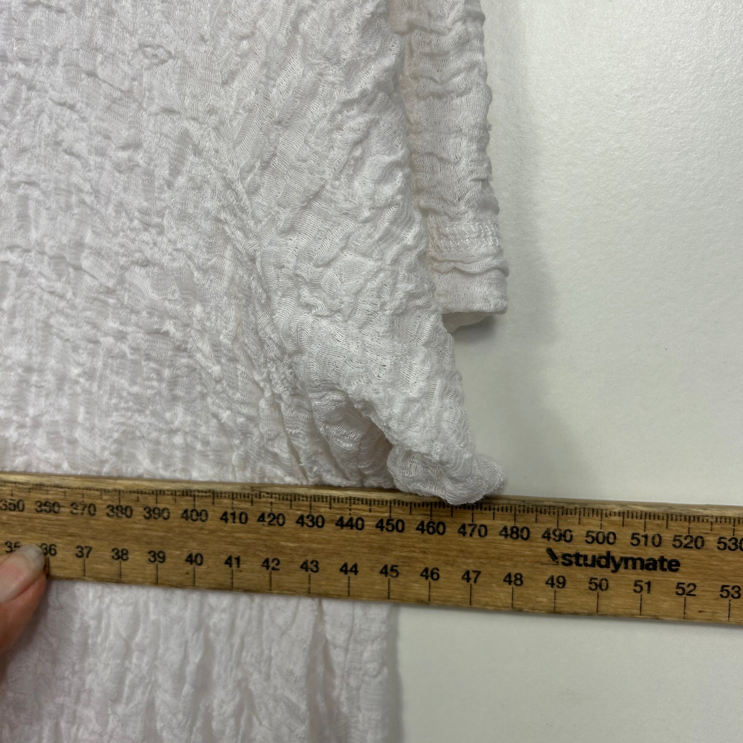 Taking Shape White Textured Tunic Top - Size 12/14