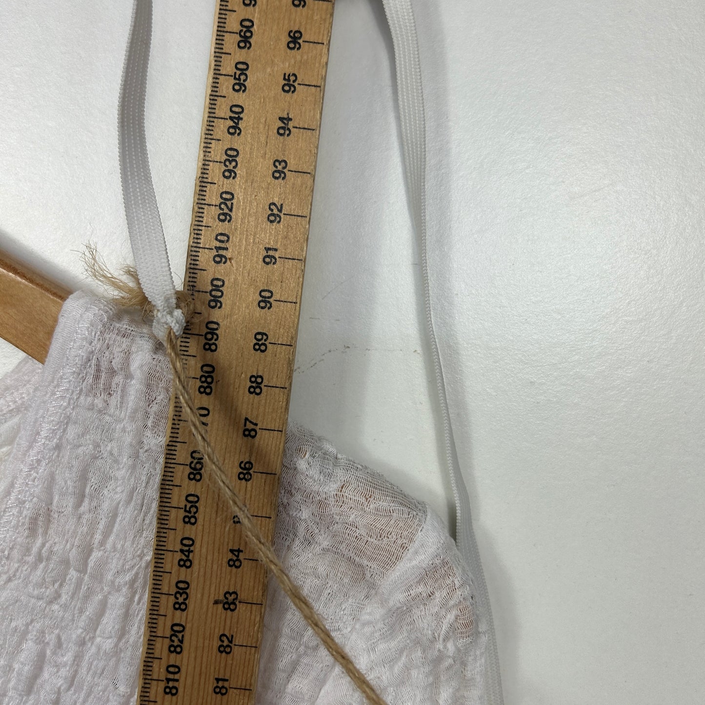 Taking Shape White Textured Tunic Top - Size 12/14