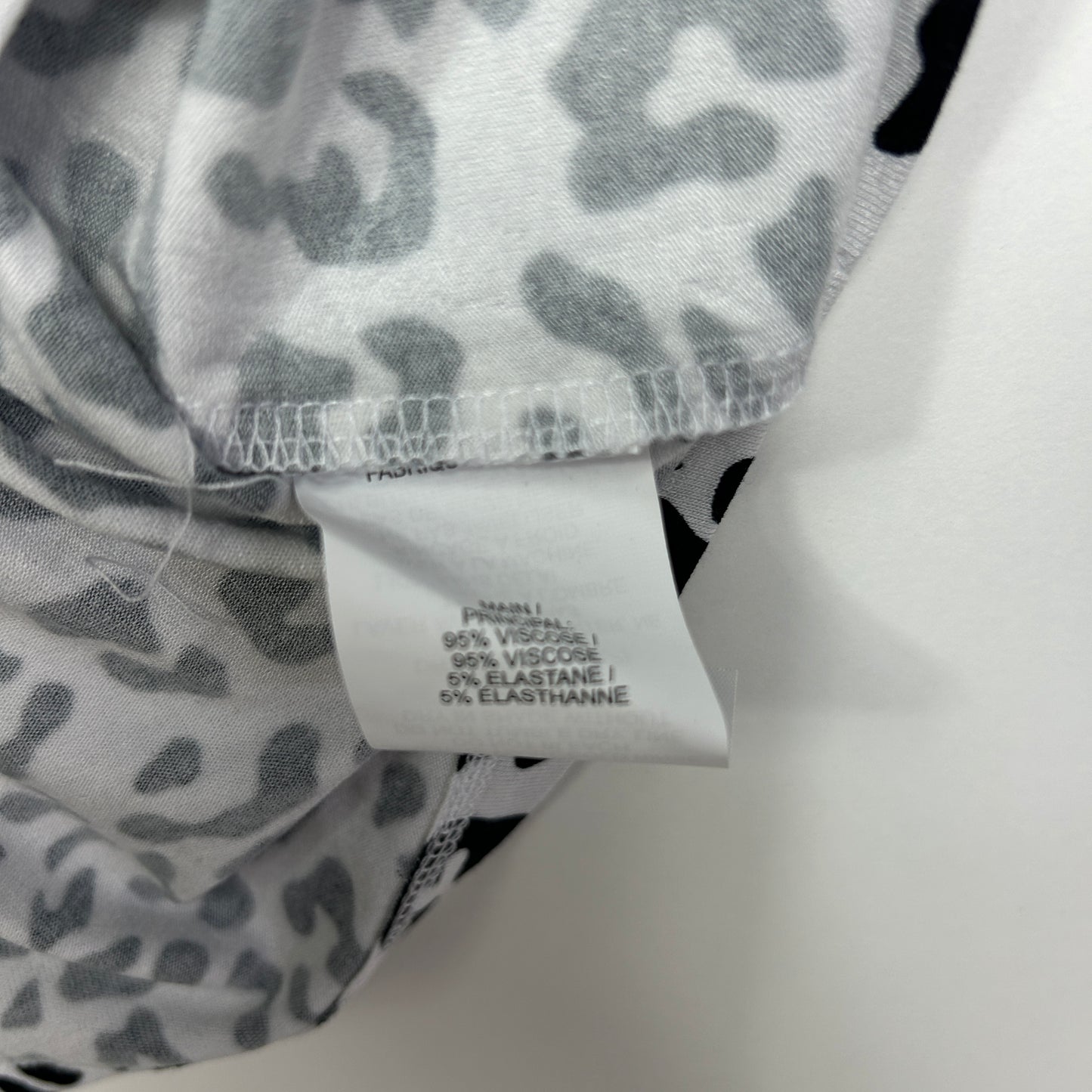 Autograph White Leopard Print Top - Size 22/XL