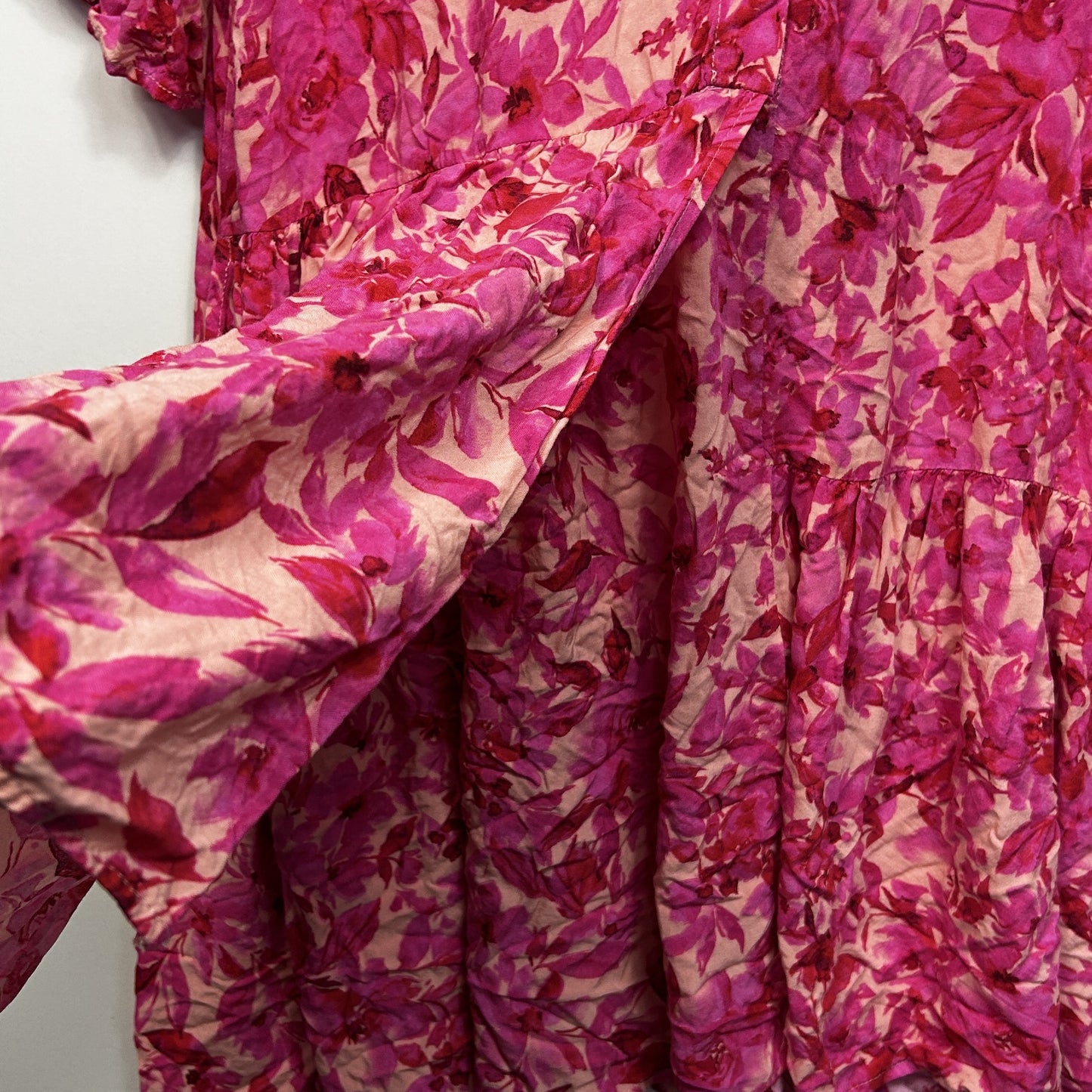 Vine Apparel Pink Floral Dress - Size 14