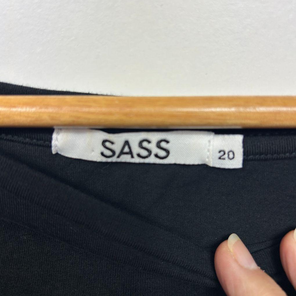 Sass Black Cotton Top - Size 20