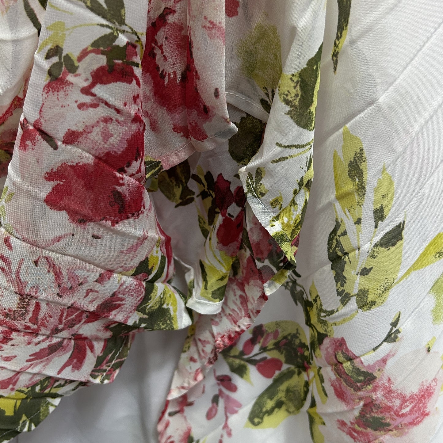 Millers White Floral Pleated Dress - Size 18