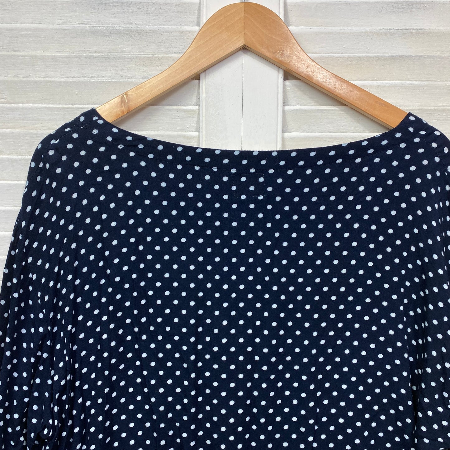 Sea of Love Top Size 14 16 XL Blue White Polka Dots Long Sleeve