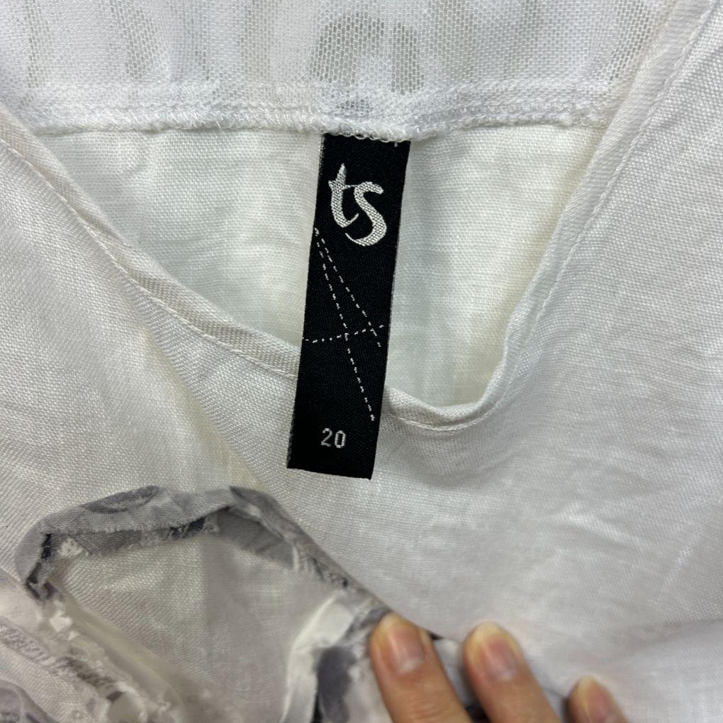 Taking Shape White Sequin Linen Top - Size 20