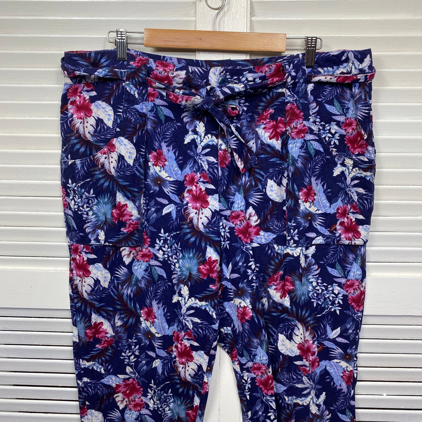 Braintree Australia Cropped Pants Size 16 Multicoloured Floral Hemp Bamboo