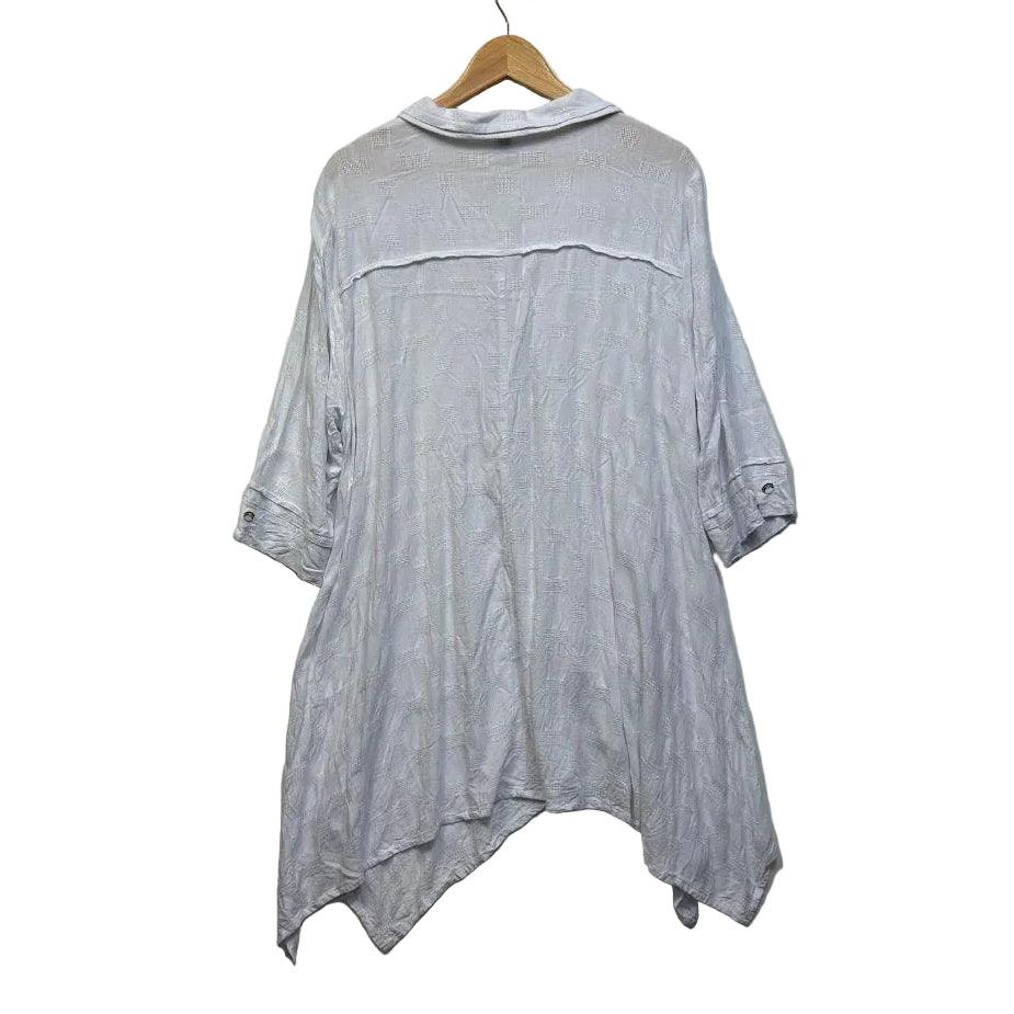 Taking Shape White Tunic Top - Size 20