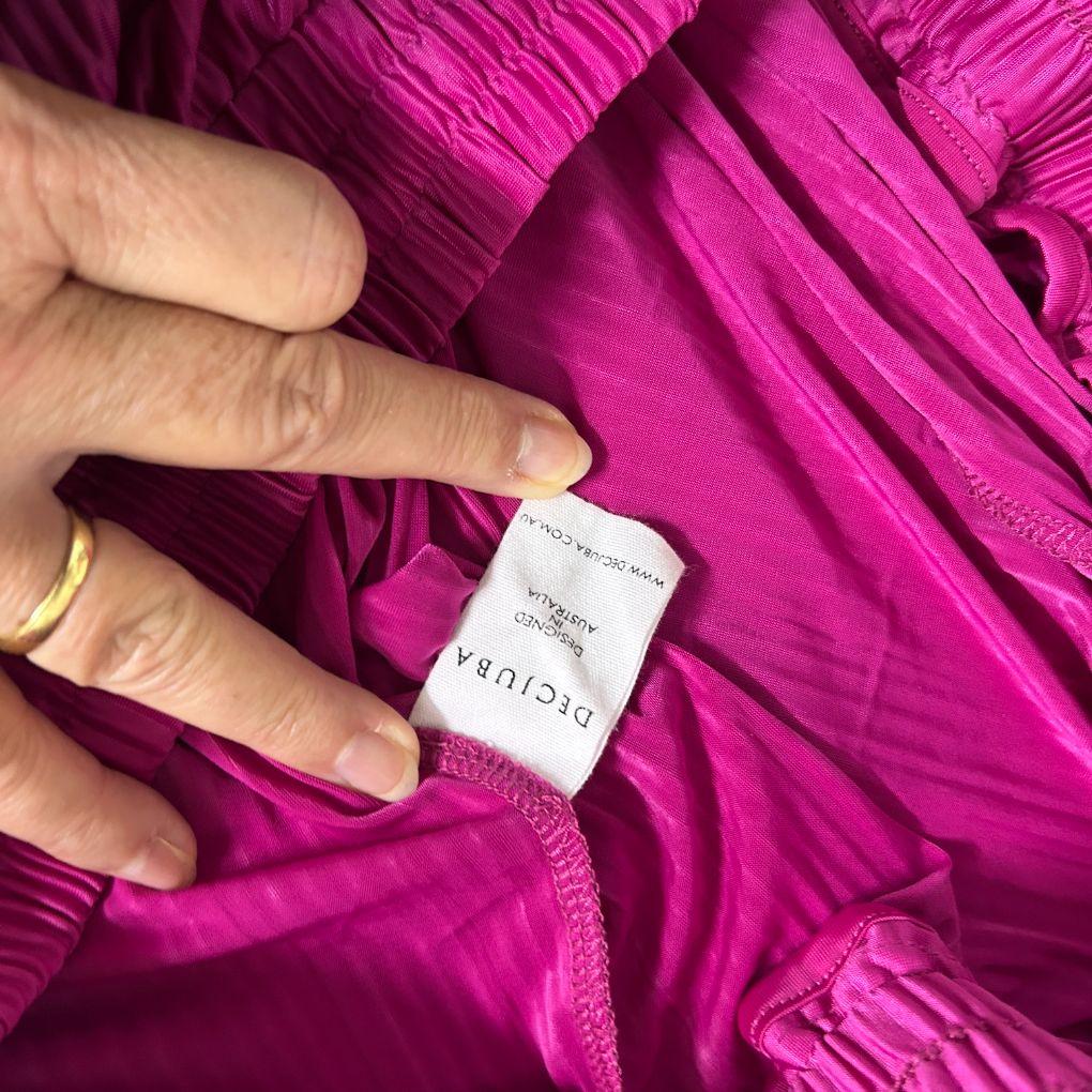 Dejuba Magenta Pleated Pants - Size L