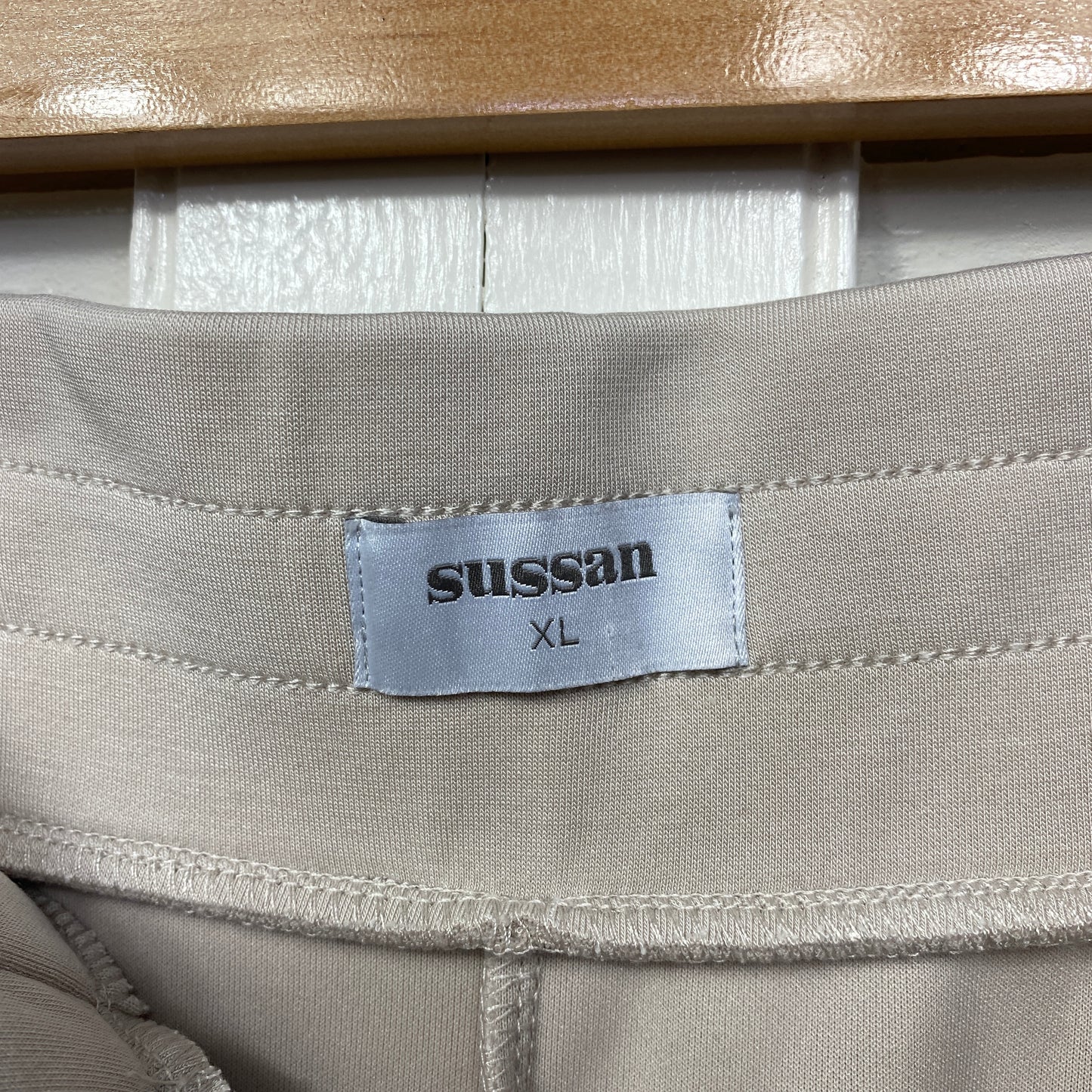 Sussan Track Pants Size 16 XL Loungewear Cream Pockets Very Soft