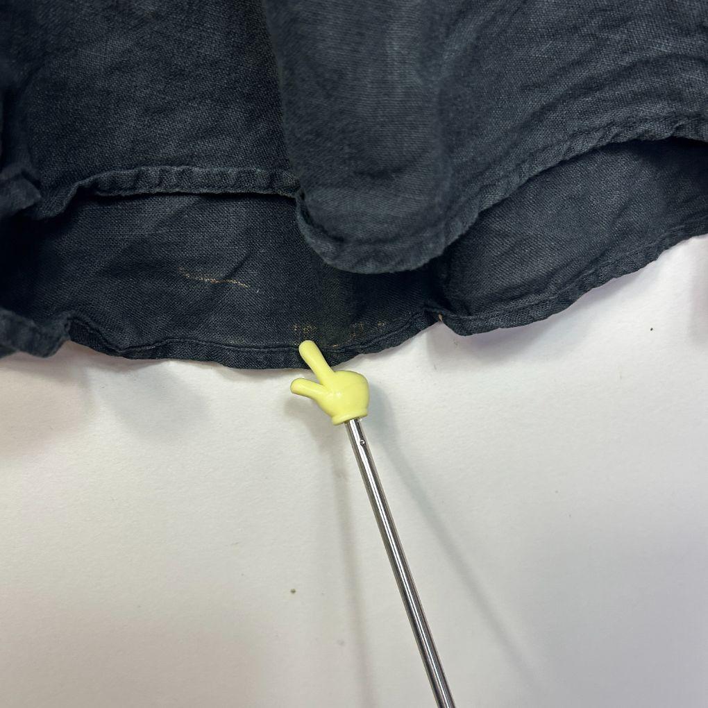 Target Curve Black Linen Top - Size 22 (fault)