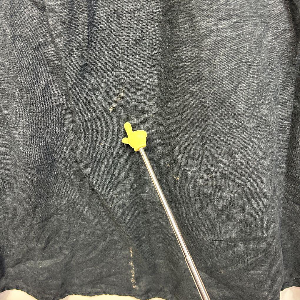 Target Curve Black Linen Top - Size 22 (fault)