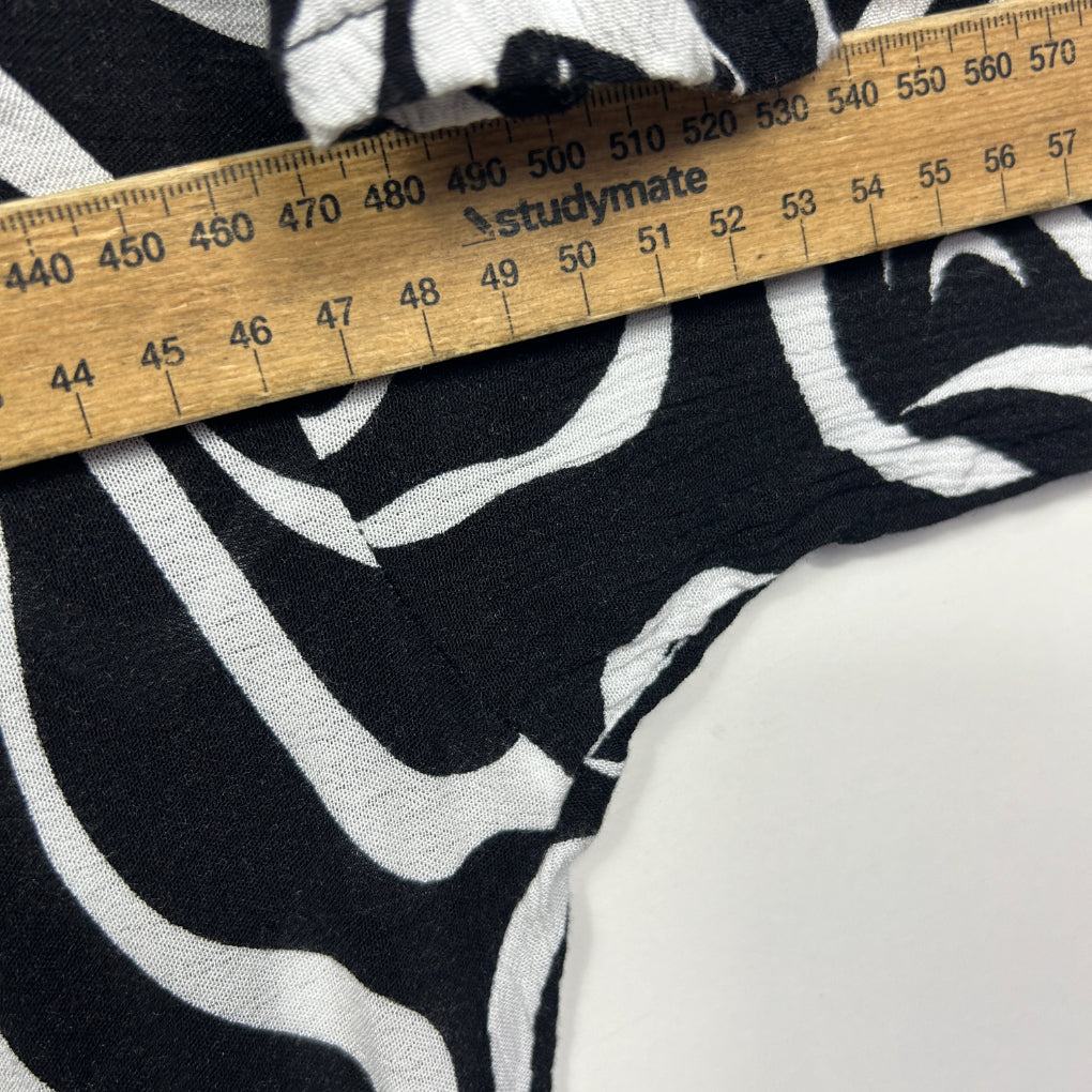 Black and White Abstract Swirl Print Maxi Dress - One Size