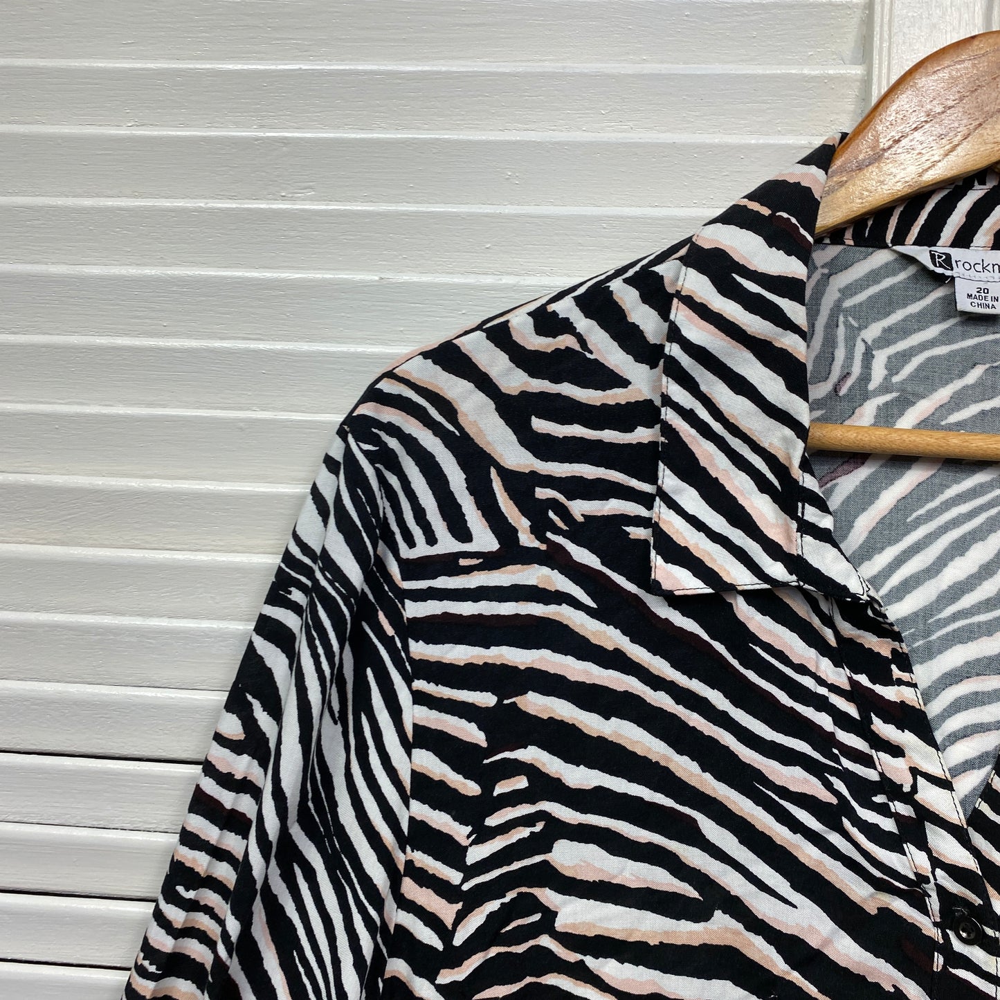 Rockmans Top Size 20 Long Sleeve Button Up Zebra Print