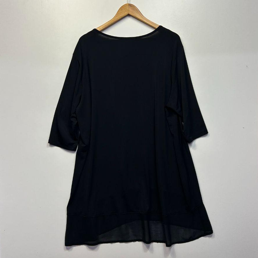 Moda Black Top - Size 22